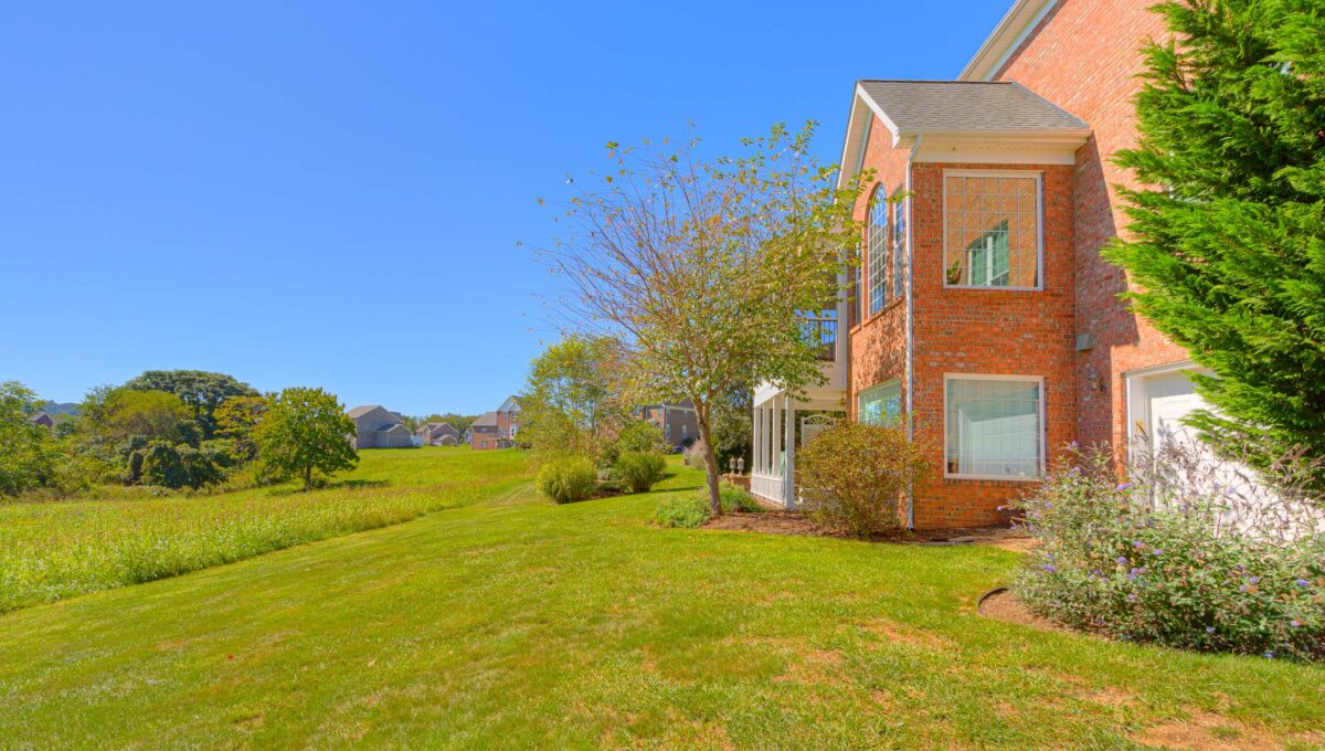 6344_HarbourTown_Web-14