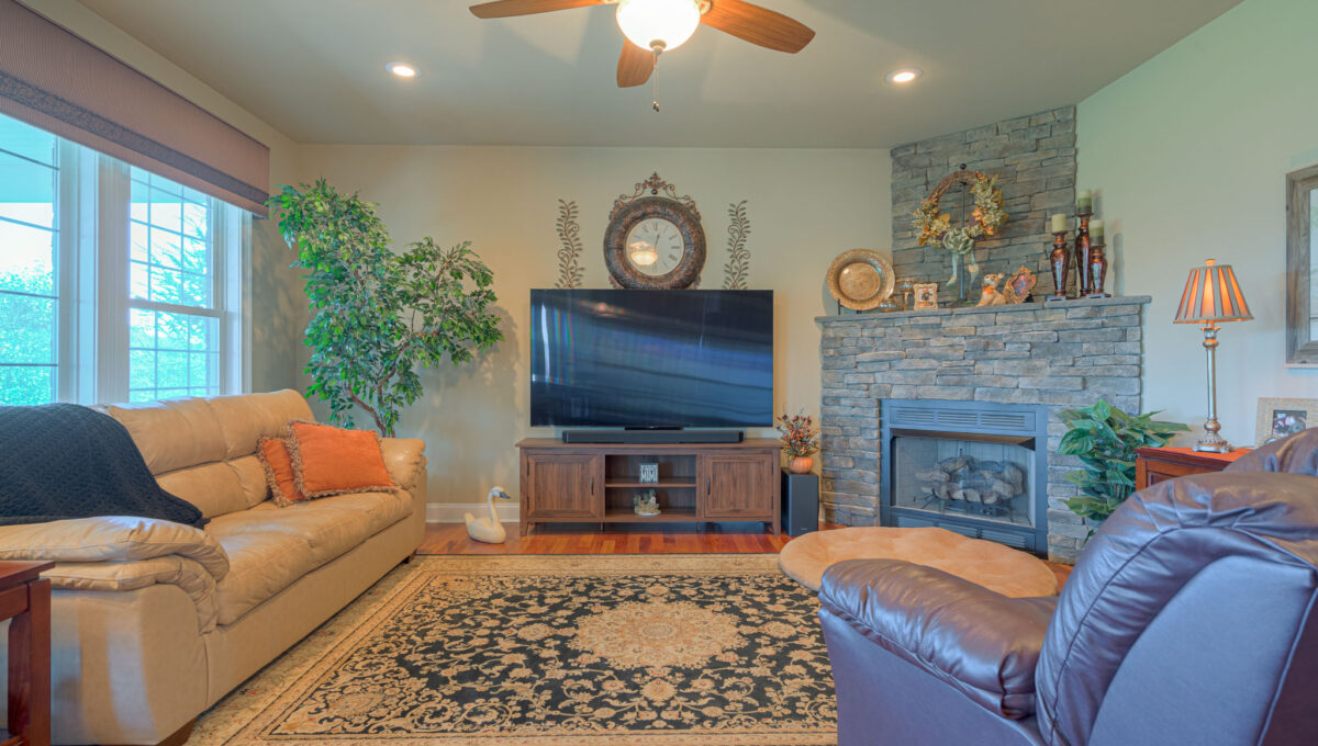 6344_HarbourTown_Web-25