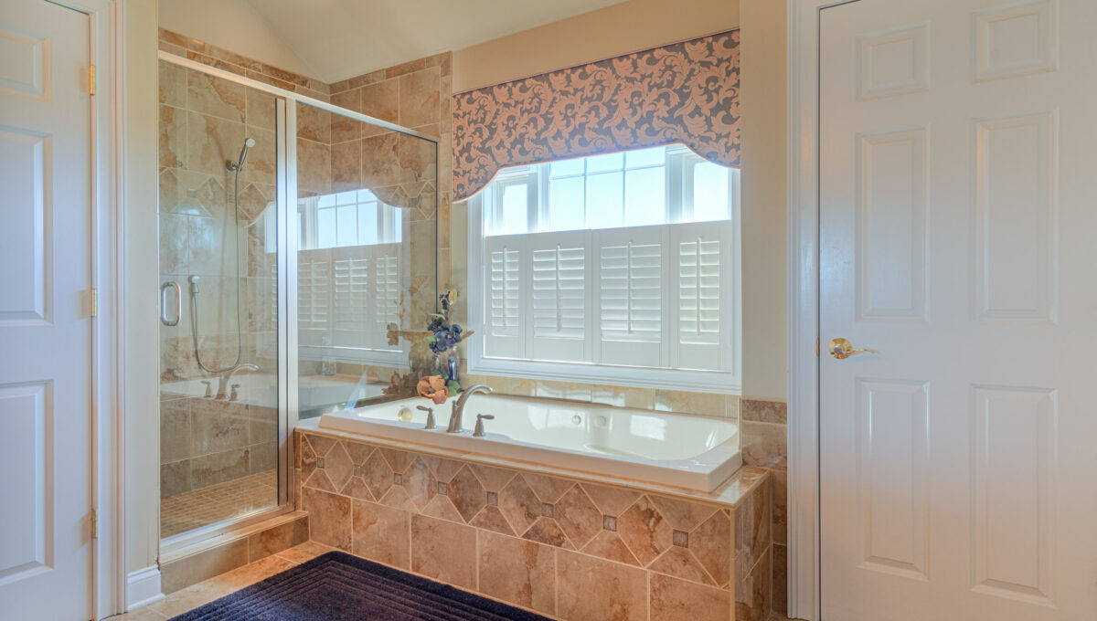 6344_HarbourTown_Web-45