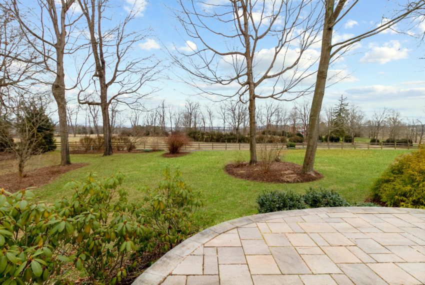5001 Tall Oaks 32