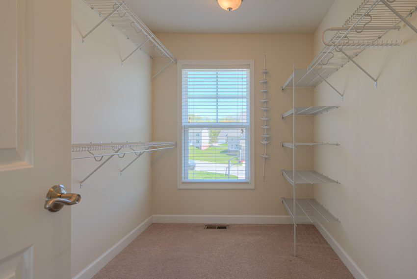 1703_LookoutDr_Web-25