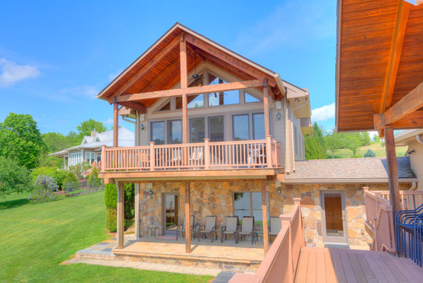 6277_OldFerryRd_Web-16