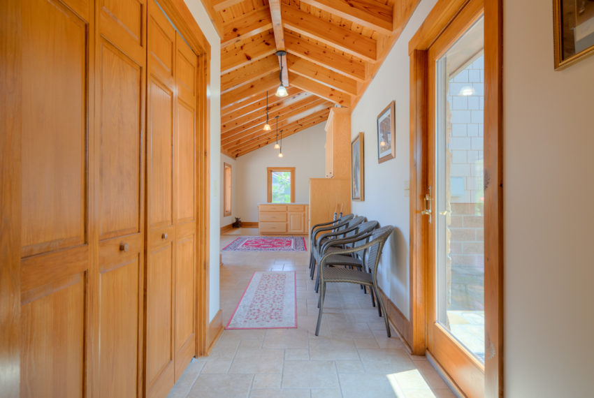 6277_OldFerryRd_Web-25