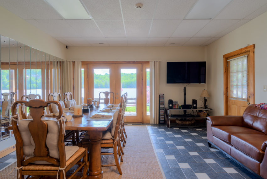 6277_OldFerryRd_Web-56