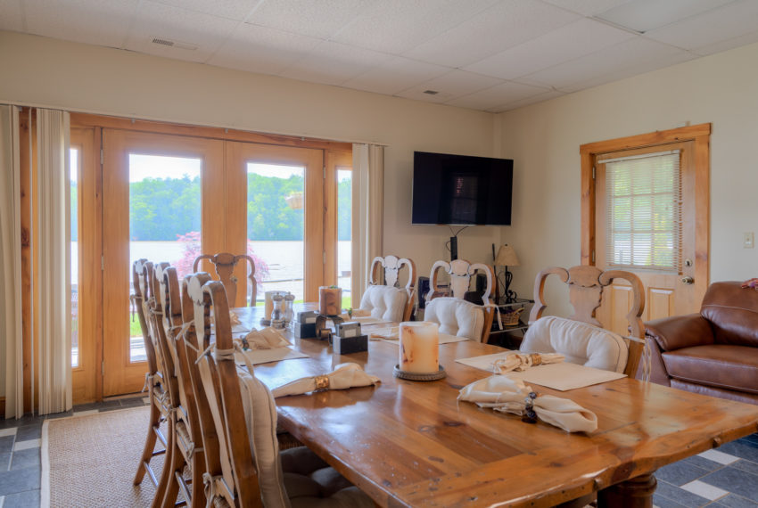 6277_OldFerryRd_Web-59