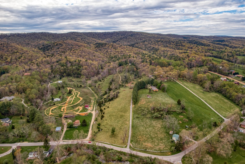 2600-Meadowbrook-Dr-Blacksburg-1