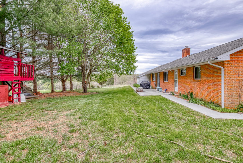 2600-Meadowbrook-Dr-Blacksburg-42