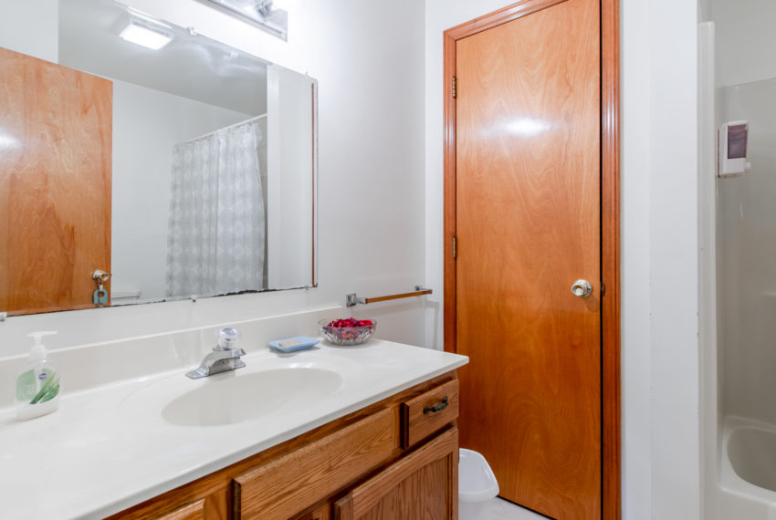 2600-Meadowbrook-Dr-Blacksburg-64