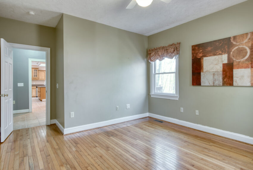 2970-Mill-Wood-Ln-Blacksburg-47