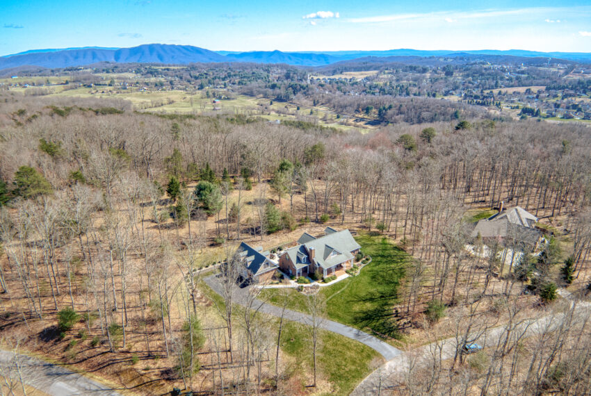1240-Treetop-Ridge-Blacksburg_12-12