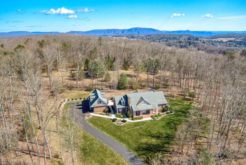 1240-Treetop-Ridge-Blacksburg_15-15