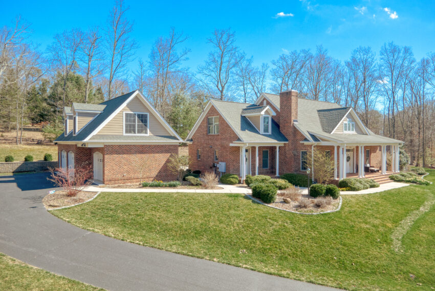 1240-Treetop-Ridge-Blacksburg_17-17