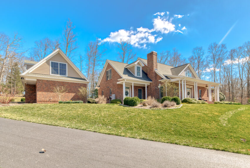 1240-Treetop-Ridge-Blacksburg_18-18