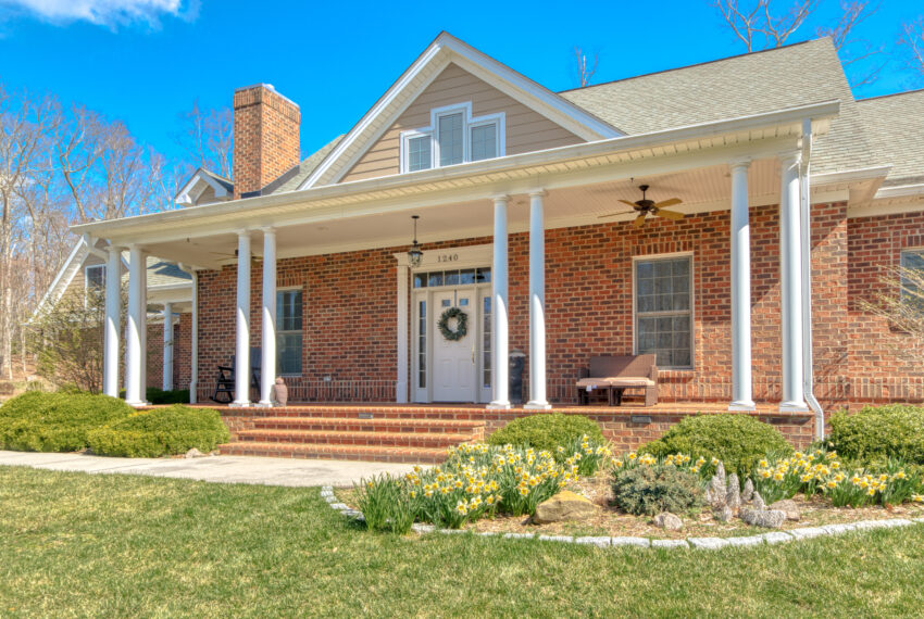 1240-Treetop-Ridge-Blacksburg_23-23