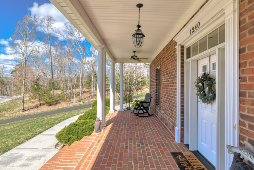 1240-Treetop-Ridge-Blacksburg_25-25