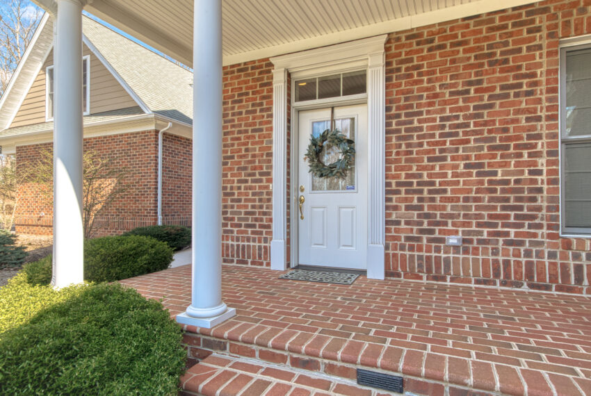 1240-Treetop-Ridge-Blacksburg_27-27