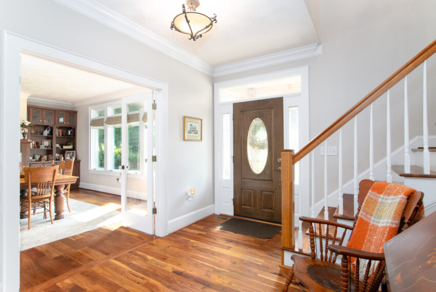 1861-Augusta-National-Rd-Blacksburg-Interior-1