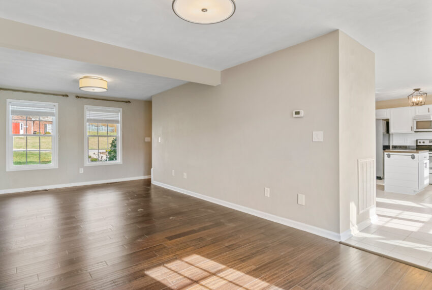 14-555-Keystone-Dr-Christiansburg-17