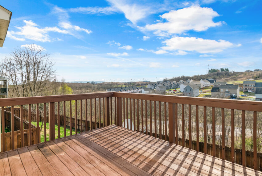 555-Keystone-Dr-Christiansburg-14