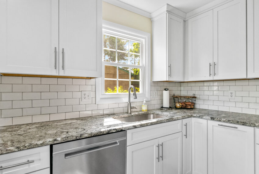 1739-St-Andrews-Circle-Blacksburg-31