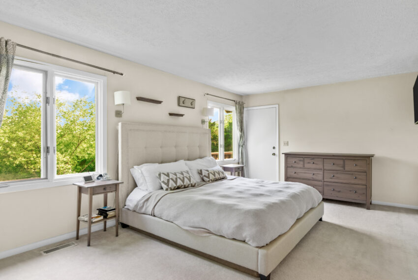 1739-St-Andrews-Circle-Blacksburg-33