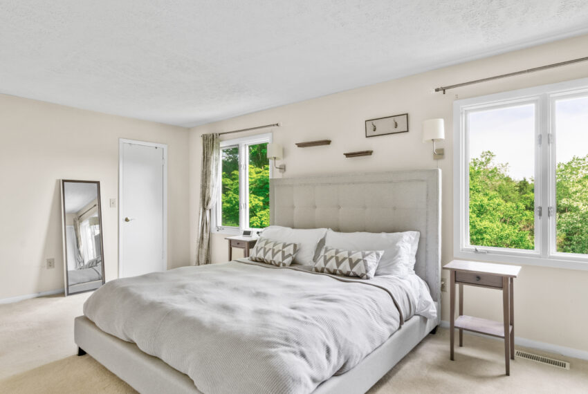 1739-St-Andrews-Circle-Blacksburg-34