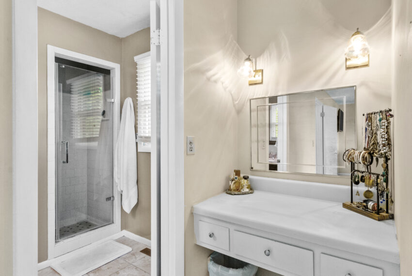 1739-St-Andrews-Circle-Blacksburg-36