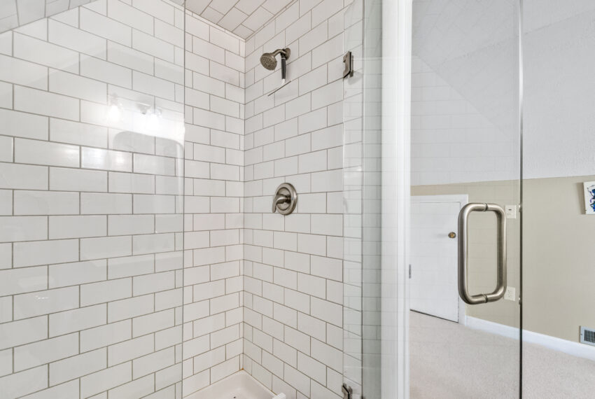 1739-St-Andrews-Circle-Blacksburg-49