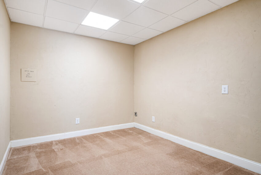 507-Wildflower-Ln-Blacksburg-38