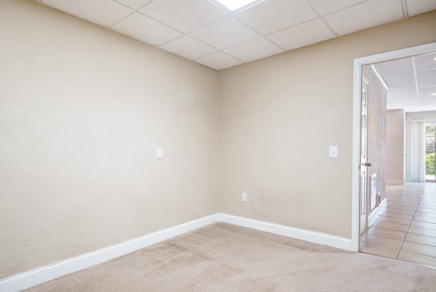 507-Wildflower-Ln-Blacksburg-39