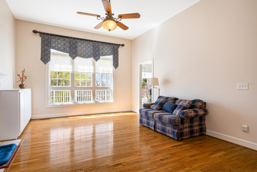 507-Wildflower-Ln-Blacksburg-7