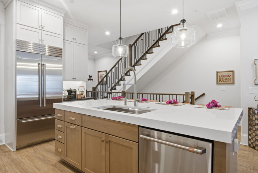 13-343-Eheart-St-Blacksburg