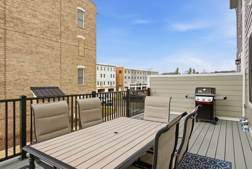 22-343-Eheart-St-Blacksburg