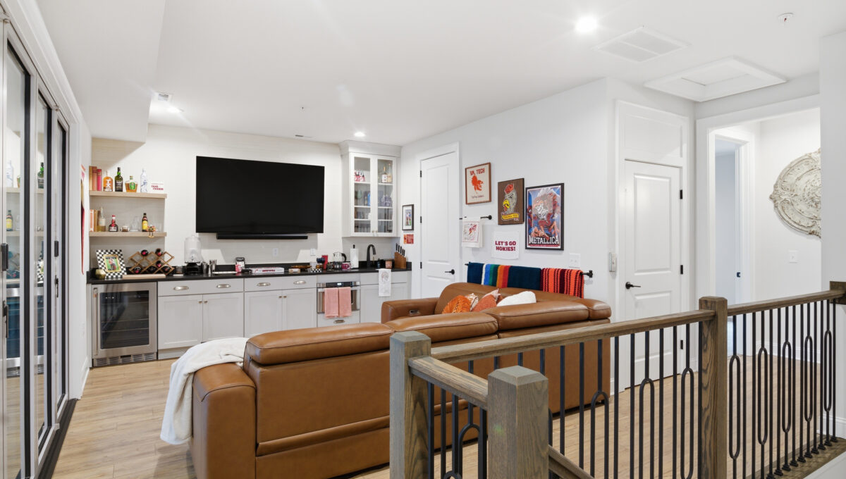 41-343-Eheart-St-Blacksburg